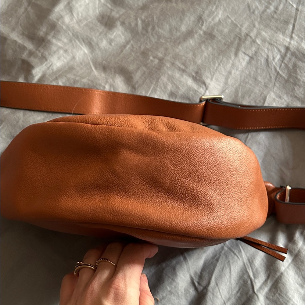 The Horse Tan Sporty Crossbody - Picture 7 of 9